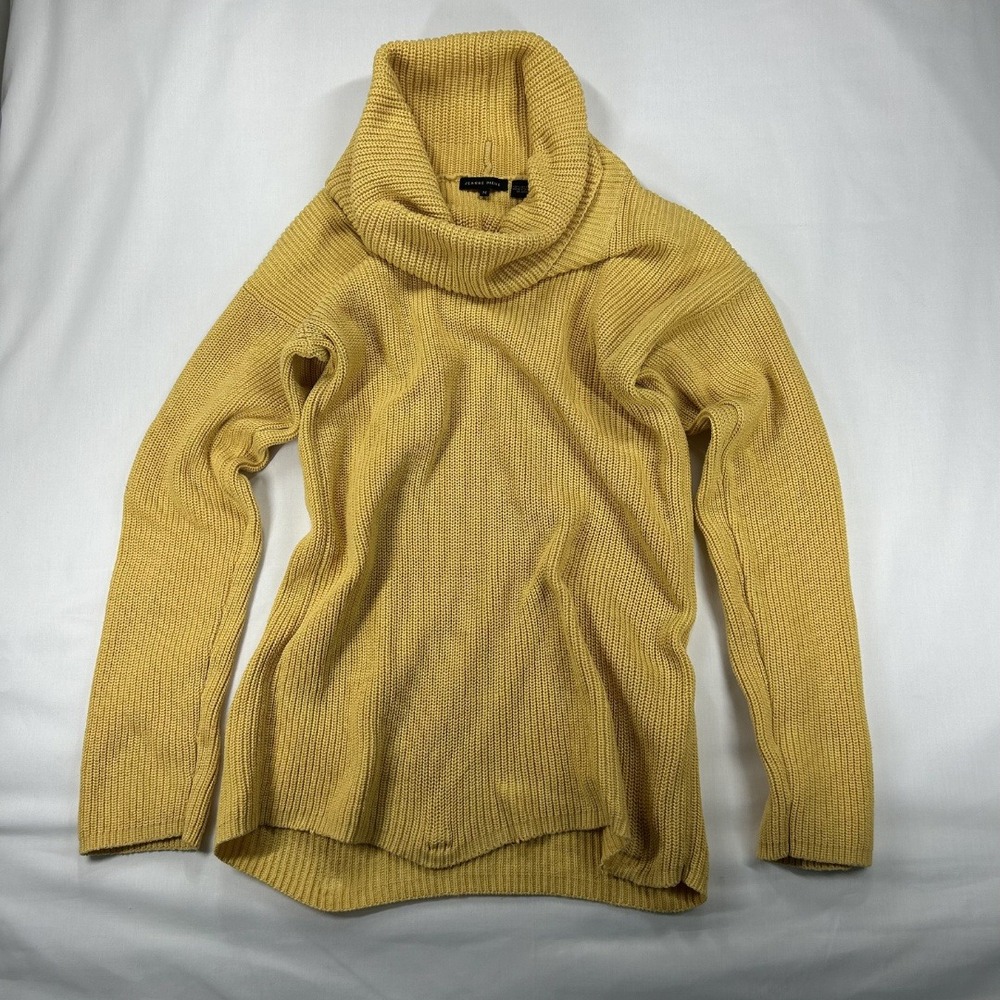 Jeanne Pierre Preloved Woman's Turtle Neck Knit Sweater Medium Gold Yellow